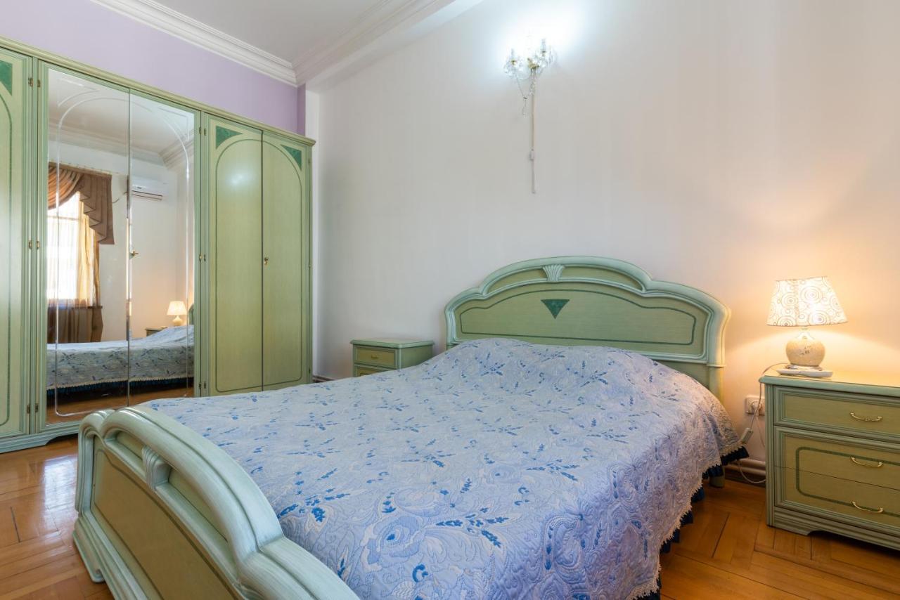 Center 4 You Hotel Tbilisi Exterior photo